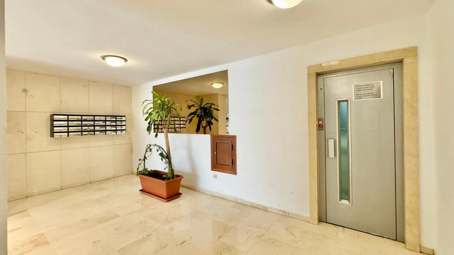 Apartamento En 1ª Linea De Playa, Piscina Y Parking Benalmadena Apartment